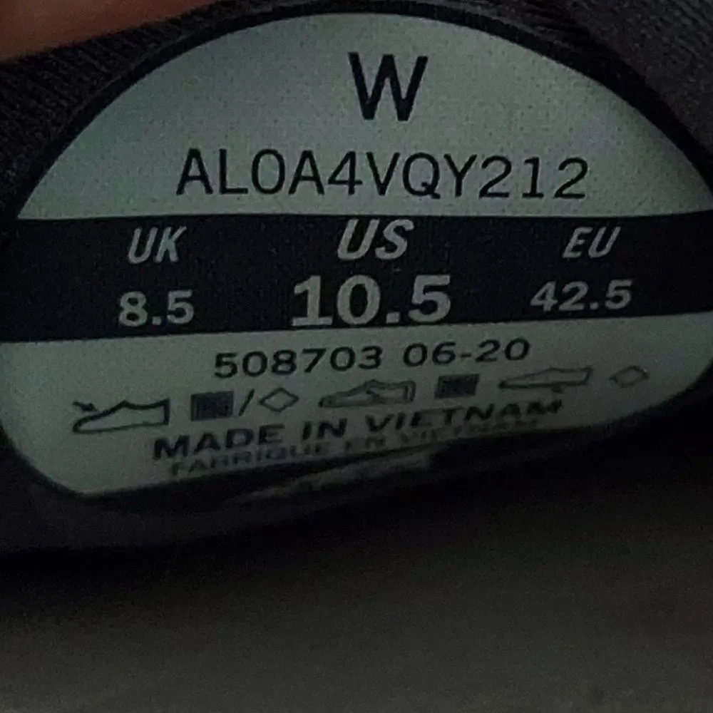 Altra Ego Paradigm 5 Running Shoe in Gray/Coral Size 10.5